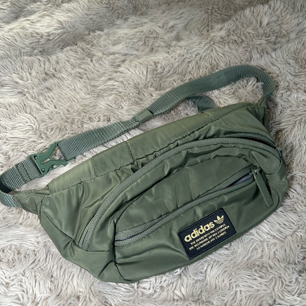 Adidas fanny pack